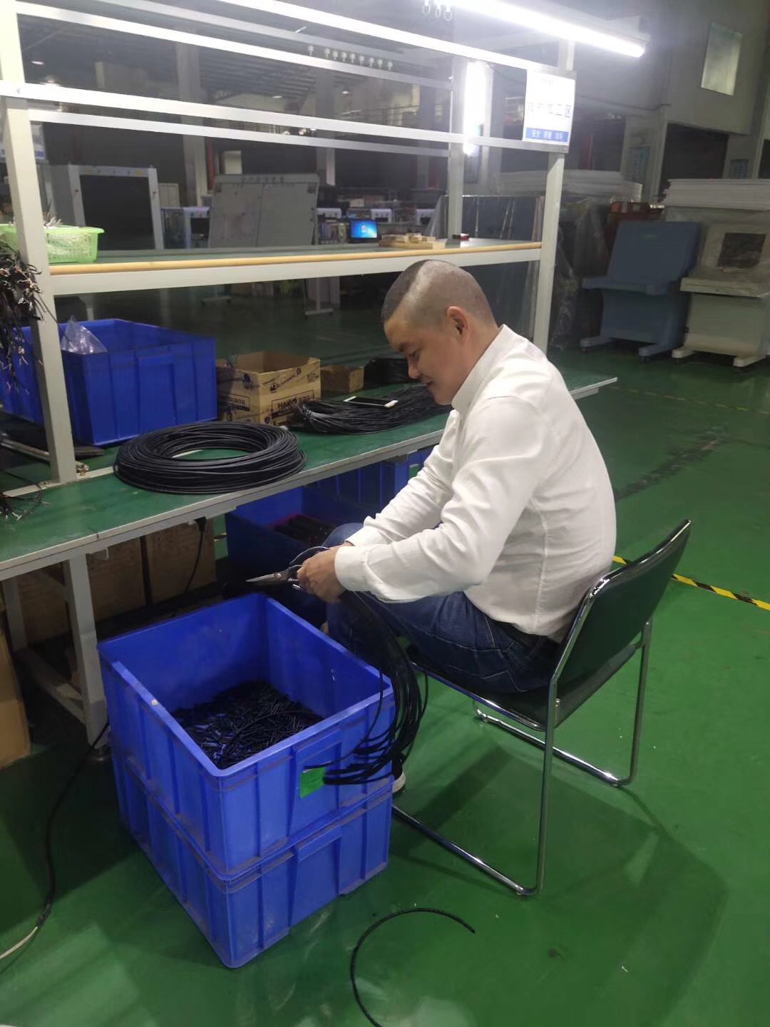 YP街机电子科技集团备货中